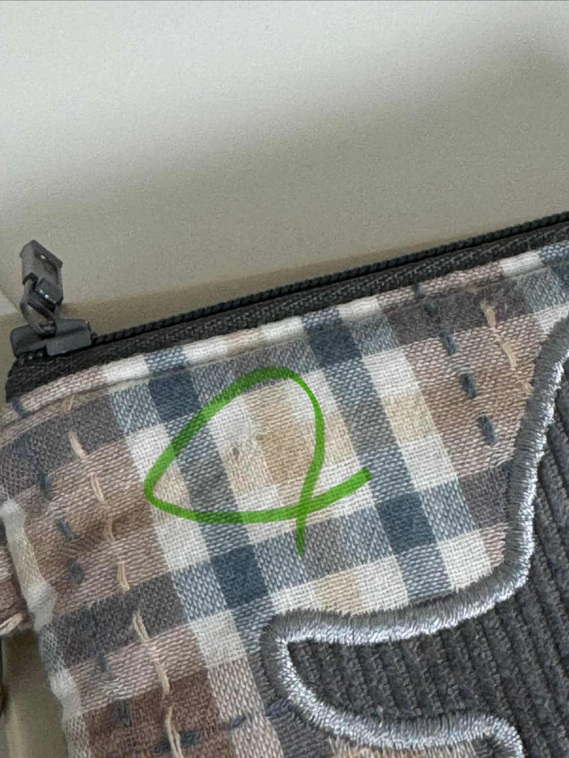 더콜디스트모먼트 스타 피쉬 패치 체크 파우치 카드 지갑 상품이미지2