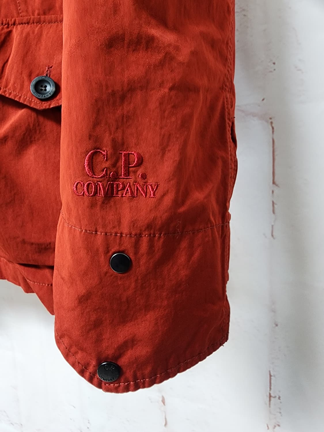 CP컴퍼니 고글 후드 패딩자켓 상품이미지4