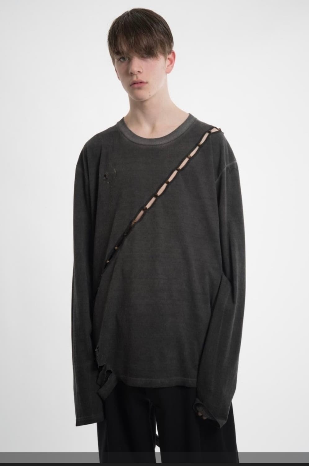 혜인서 18SS 비즈 그런지 크루넥 롱슬리브 3사이즈n 상품이미지1