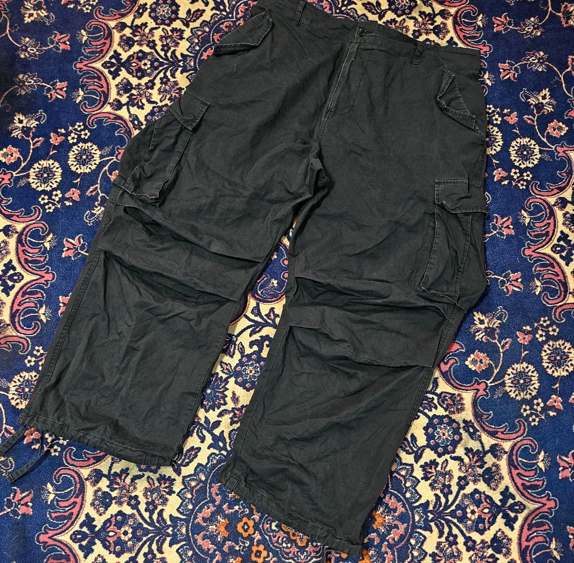 러기드하우스 다크 차콜 뒷밴딩 스트렙 카고팬츠
4XL  상품이미지1