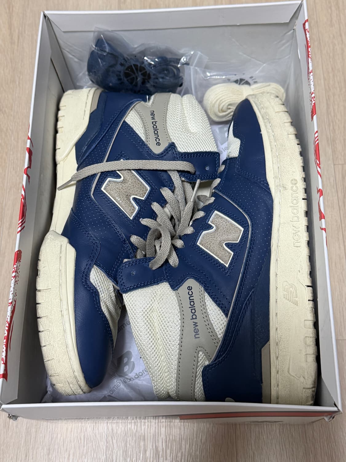 뉴발란스 x 에메 레온 도르 650R 네이비 상품이미지2