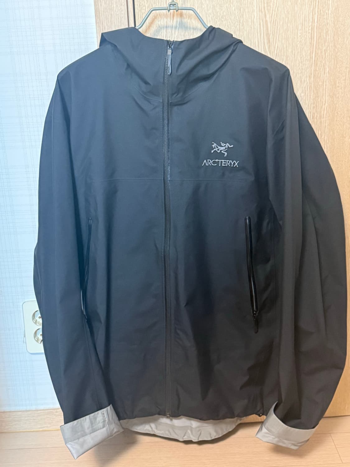 [L]아크테릭스 베타 자켓 블랙 팝니다 상품이미지1