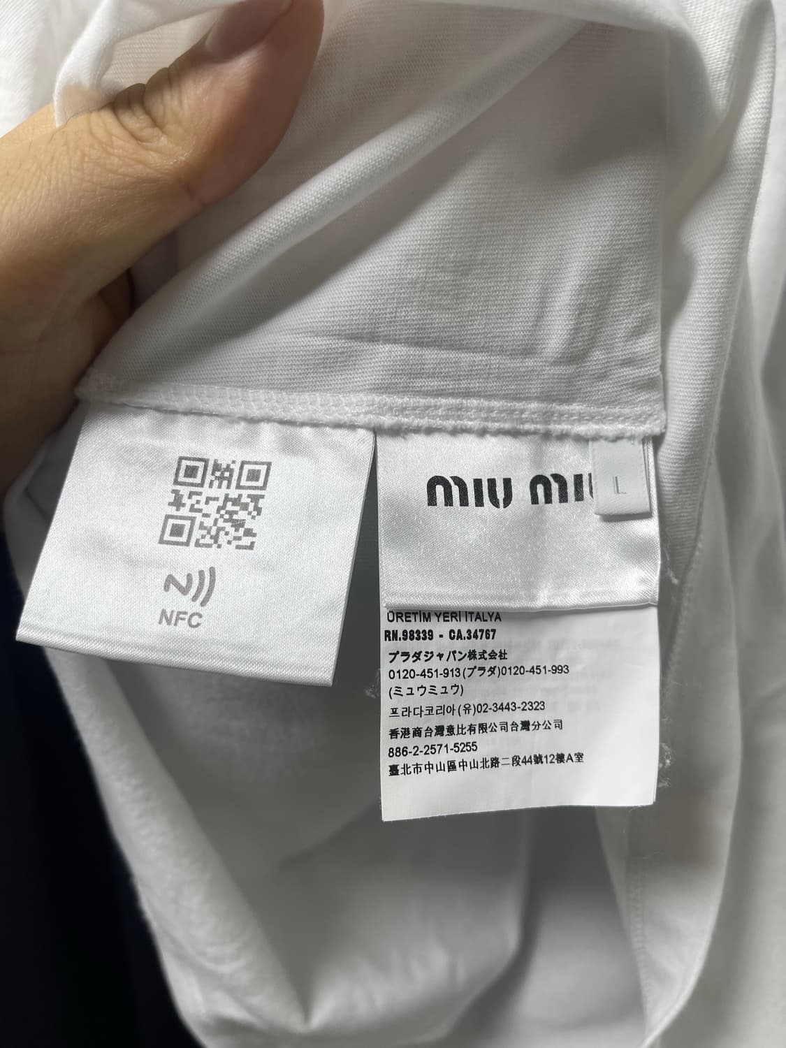 [L] 미우미우 클럽 CLUB 오버핏 반팔티셔츠 상품이미지3