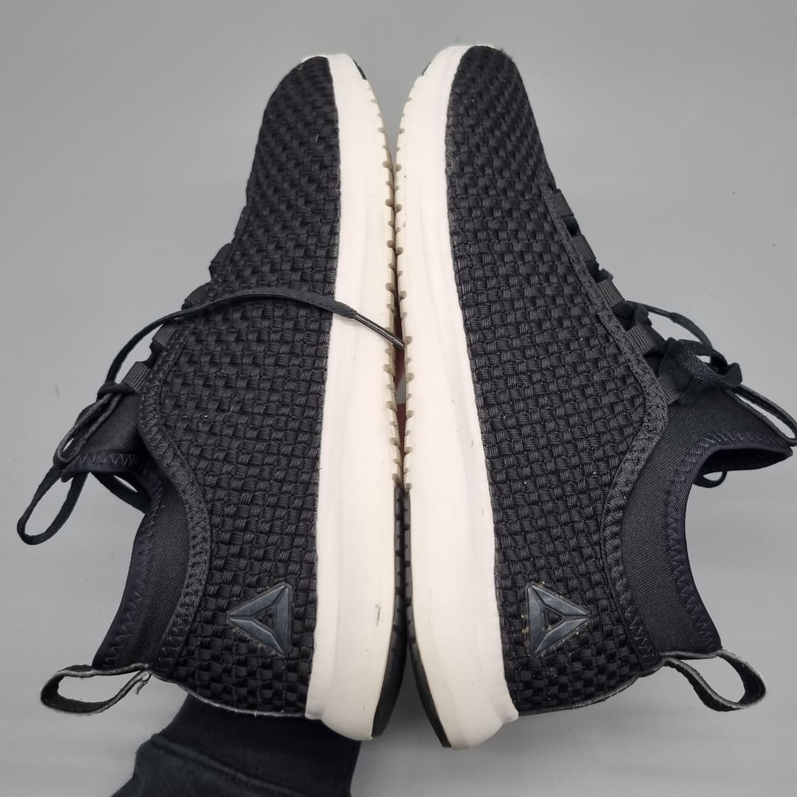 리복 플러스러너  블랙 운동화250 상품이미지5