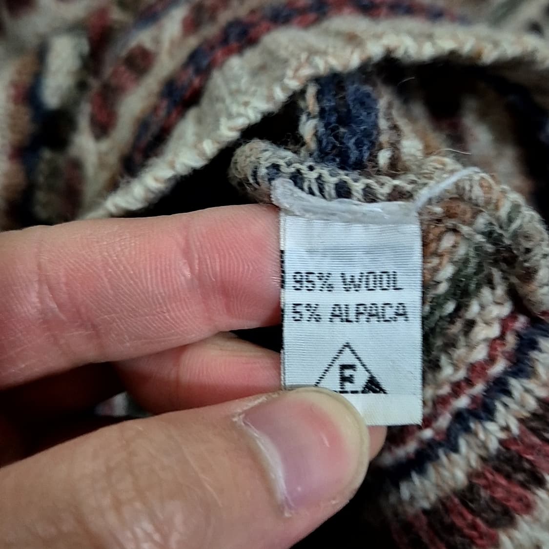 D-day 케이블 패턴 니트 상품이미지4