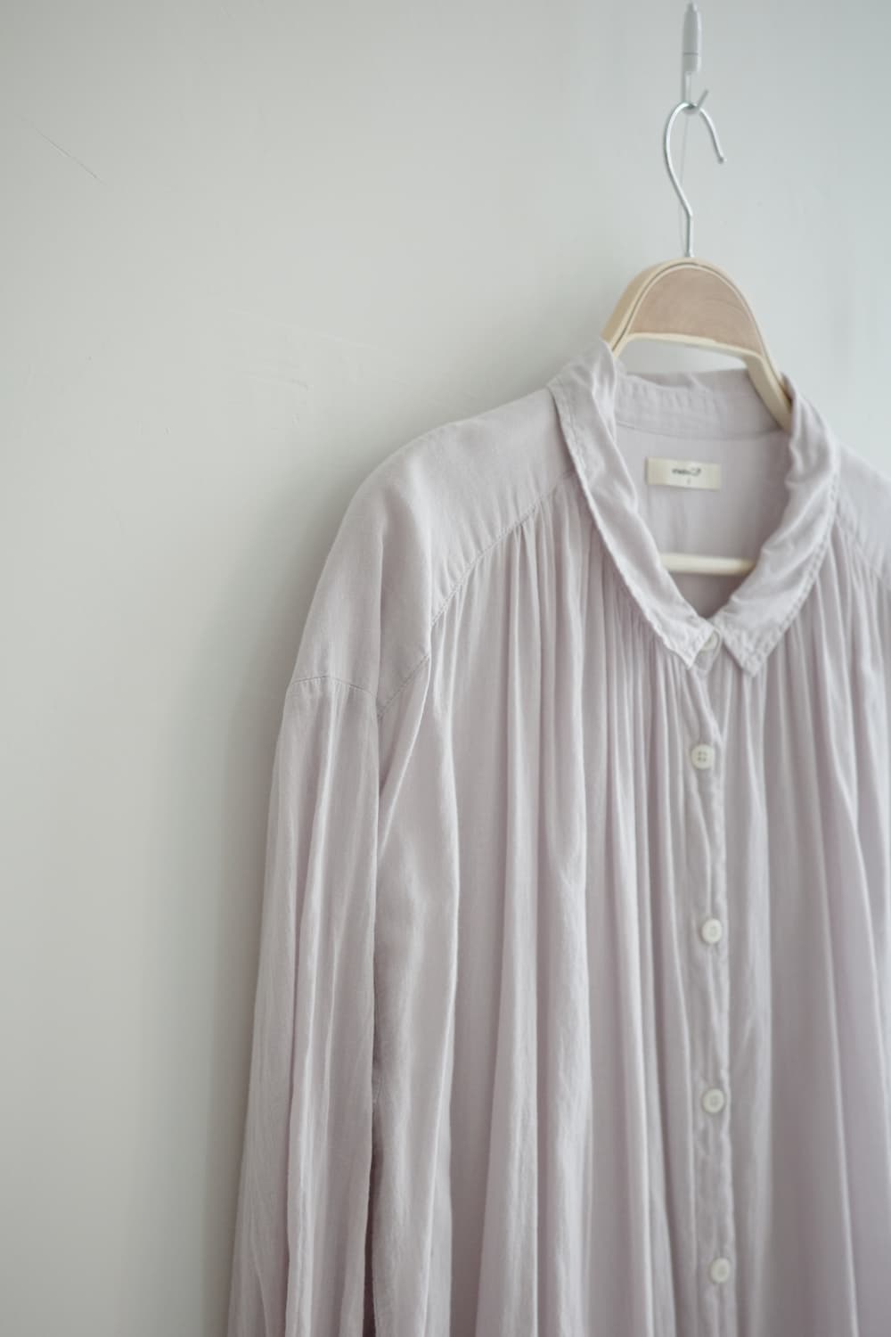 studio CLIP
• 연한 보라그레이 아사코튼 셔츠 롱원피스 상품이미지3