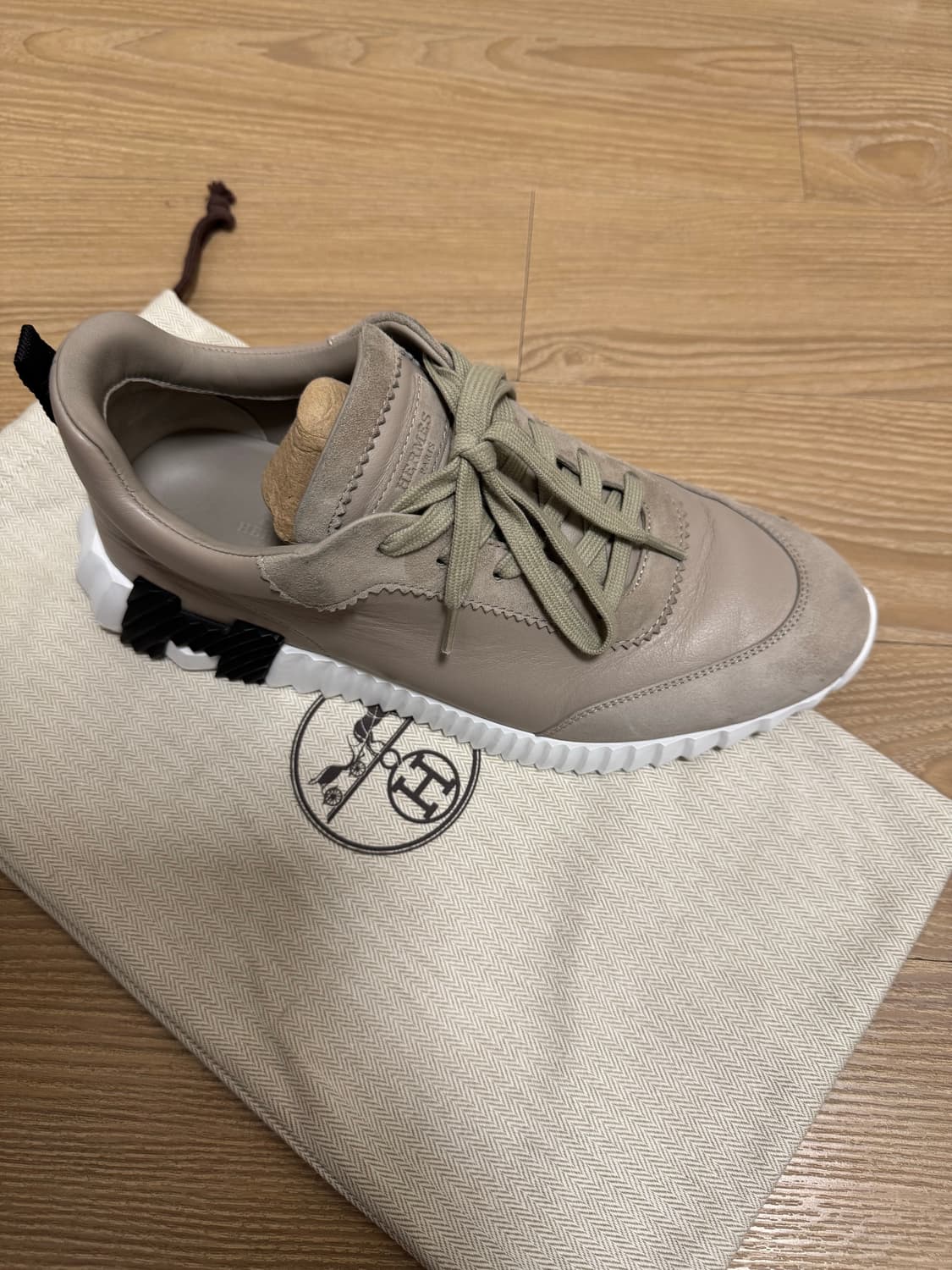 에르메스 보운싱 스니커즈 41 / 베이지 / 2회 착용 / A+ 상품이미지6