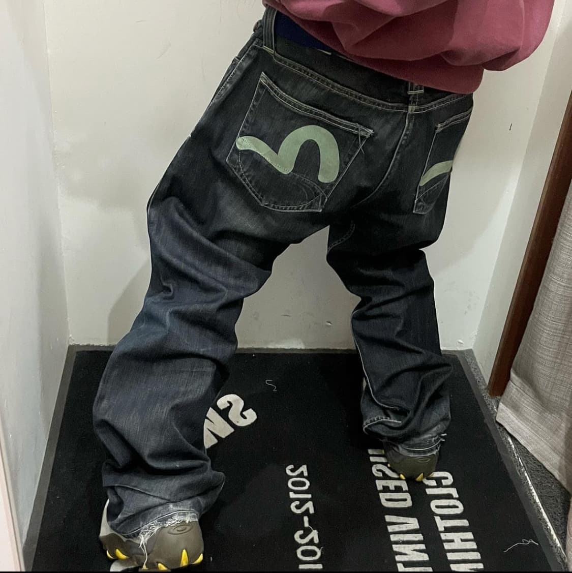 에비수 x 퓨마 흑청 상품이미지5