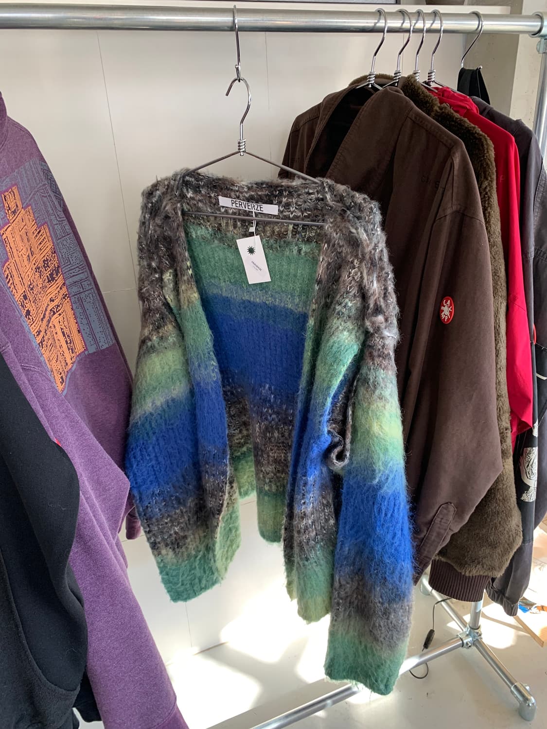 Perverze 퍼버즈 니트 알파카 가디건 상품이미지1