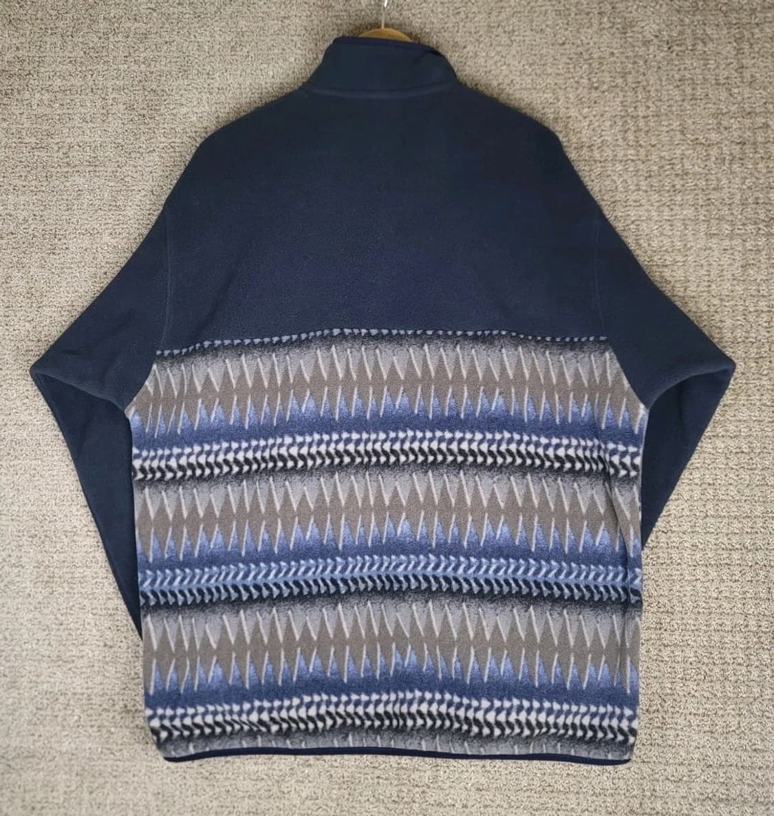 01FW 파타고니아 신칠라 스냅-티 네이비/블루 그레이 패턴 상품이미지5