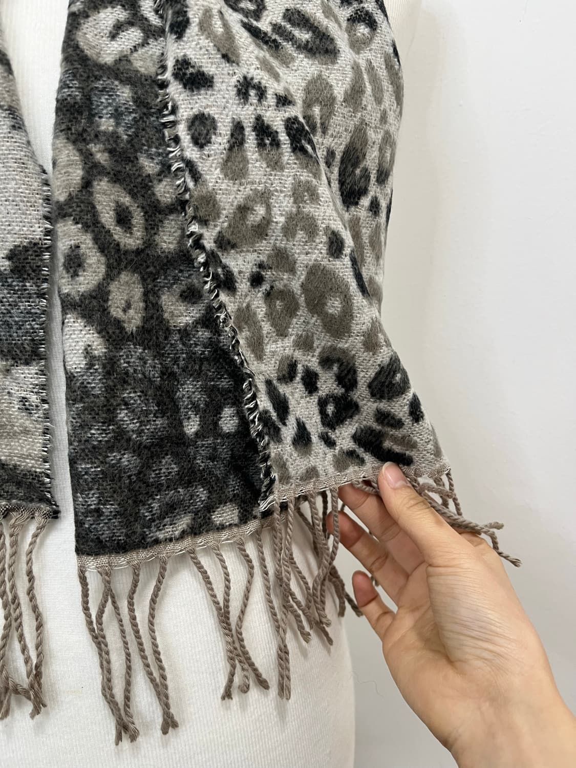 일본 빈티지 갸루 레오파드 믹스 패턴 테슬 머플러 상품이미지5