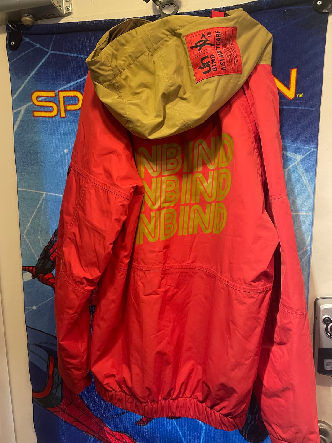 언바인드 아노락 바람막이 레드 상품이미지3