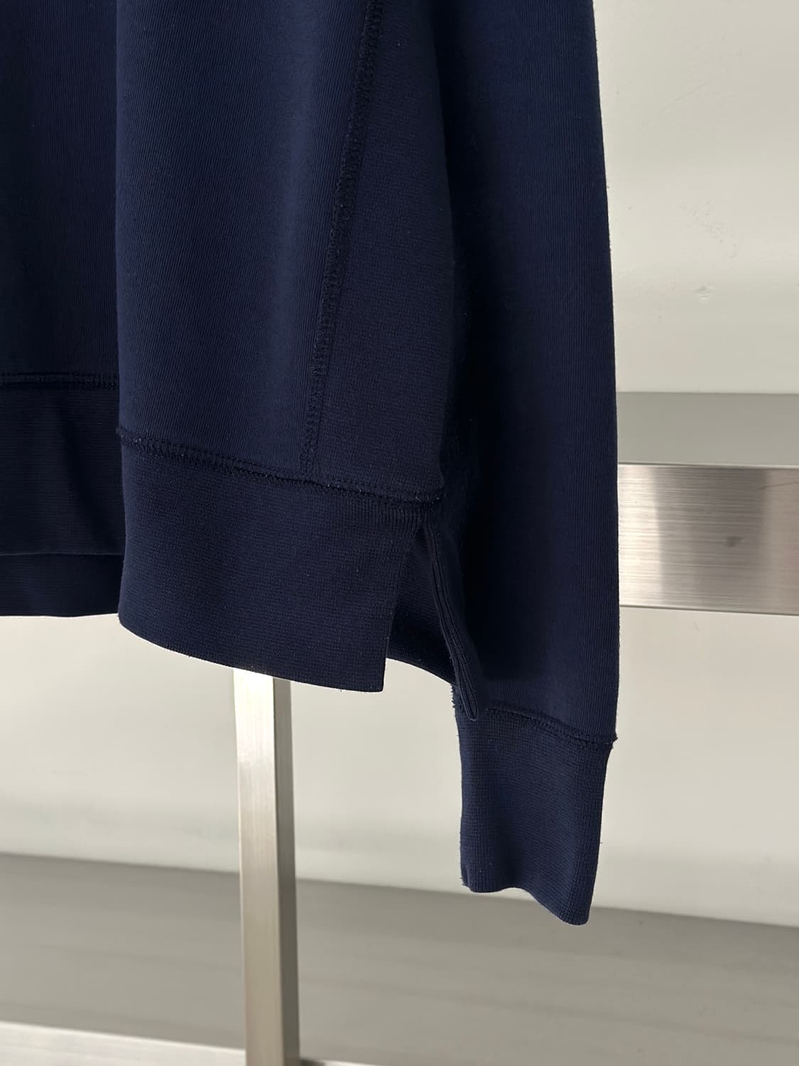 폴로 랄프로렌 네이비 세미크롭 맨투맨  상품이미지4