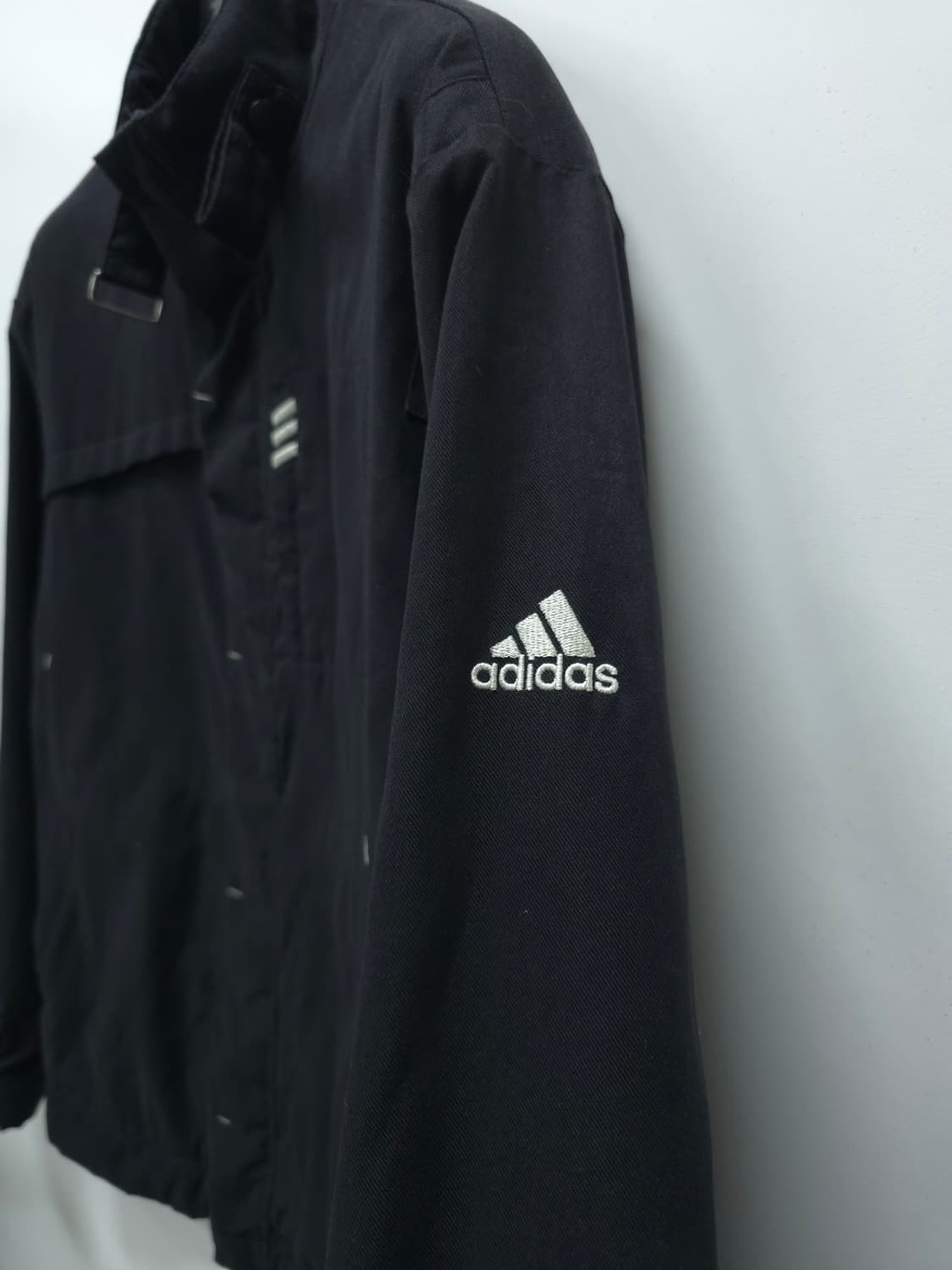 아디다스 3선 스트라이프 블랙 하이넥 봄가을 자켓(95~100) 상품이미지3