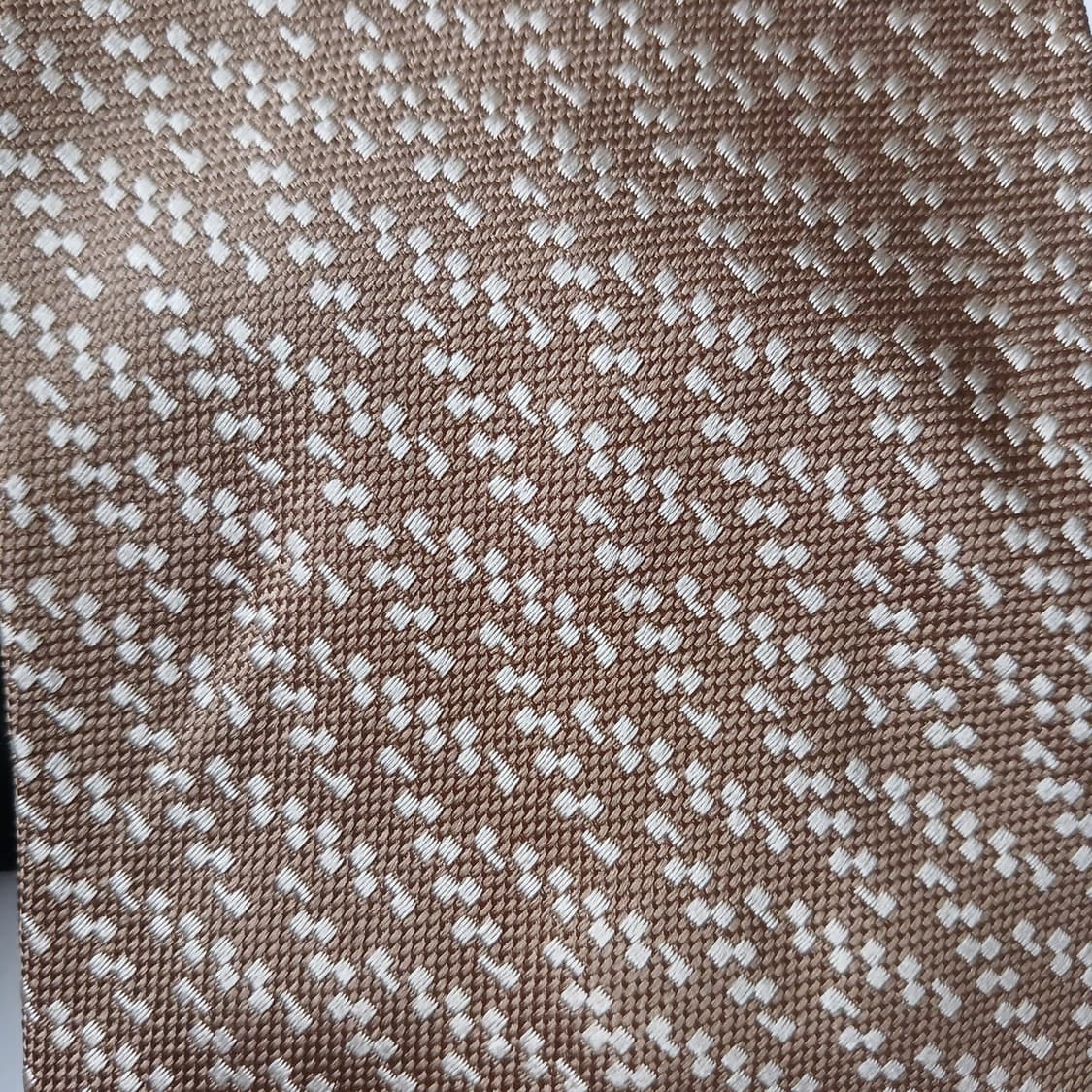 조르지오 아르마니 실크 자카드 넥타이 9.4cm A+등급 A19518

 상품이미지9