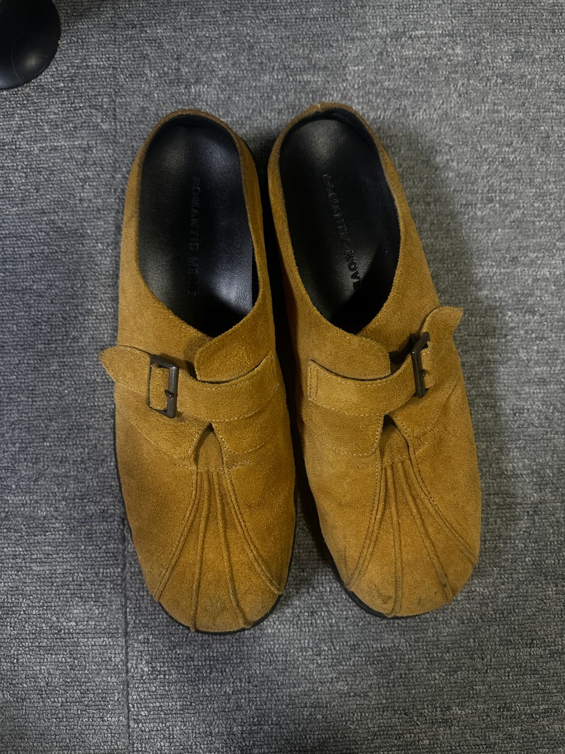 로맨틱무브 플리츠 스트랩 블로퍼 R23M101 (웜옐로우 스웨이드 상품이미지5