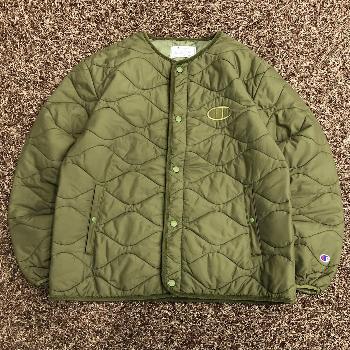 챔피온 C로고 라운드 넥 경량 패딩 누빔 퀄팅 자켓 상품이미지1