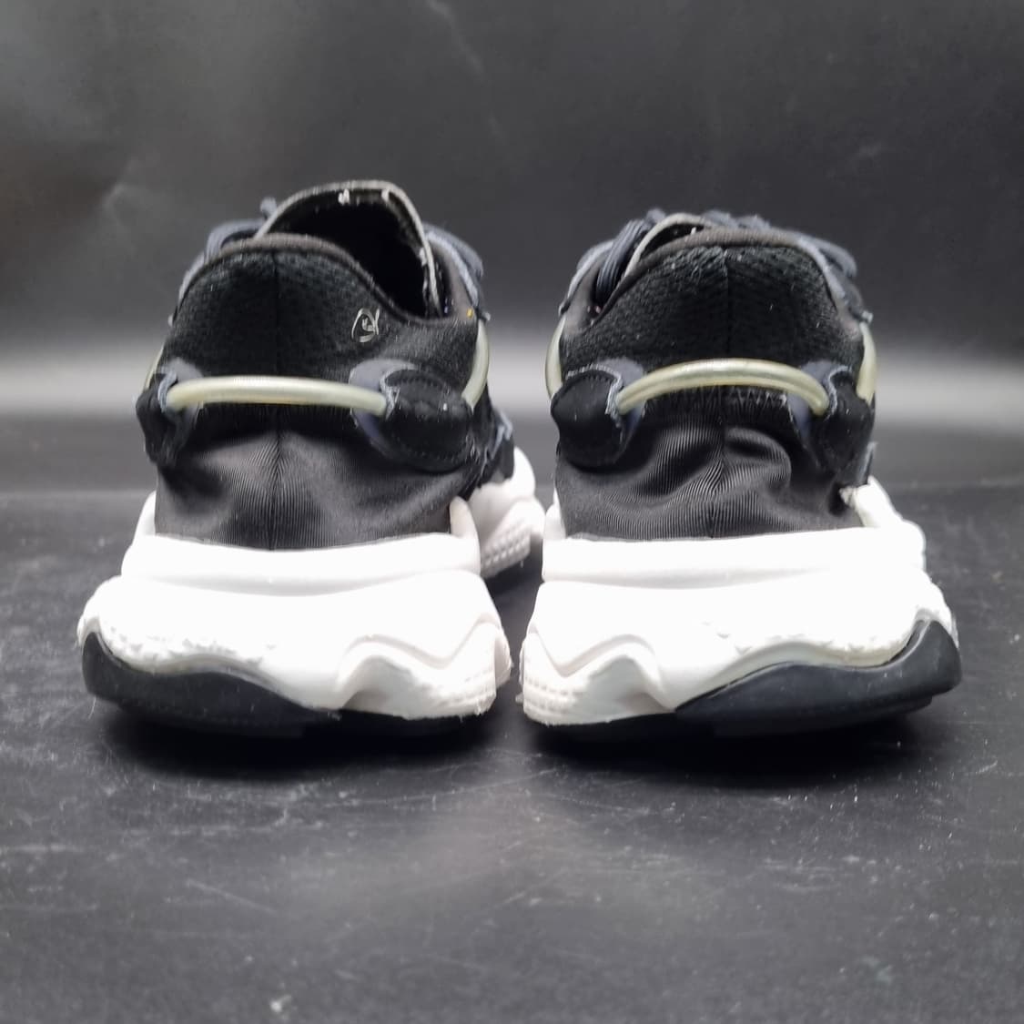 아디다스 오즈위고 블랙 운동화230 상품이미지4