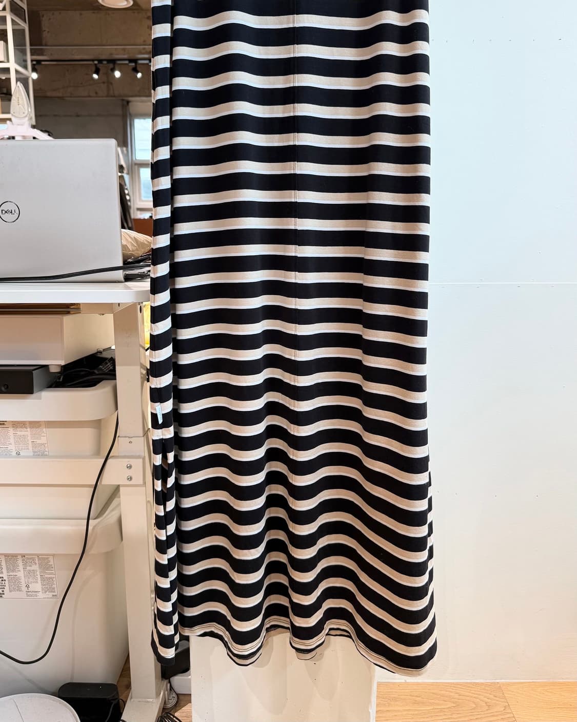 막스마라 스트라이프 슬리브리스 롱원피스  상품이미지7