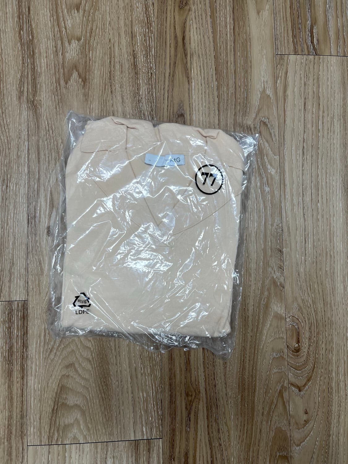 (새상품) 더엣지 카라넥 니트 77 상품이미지1