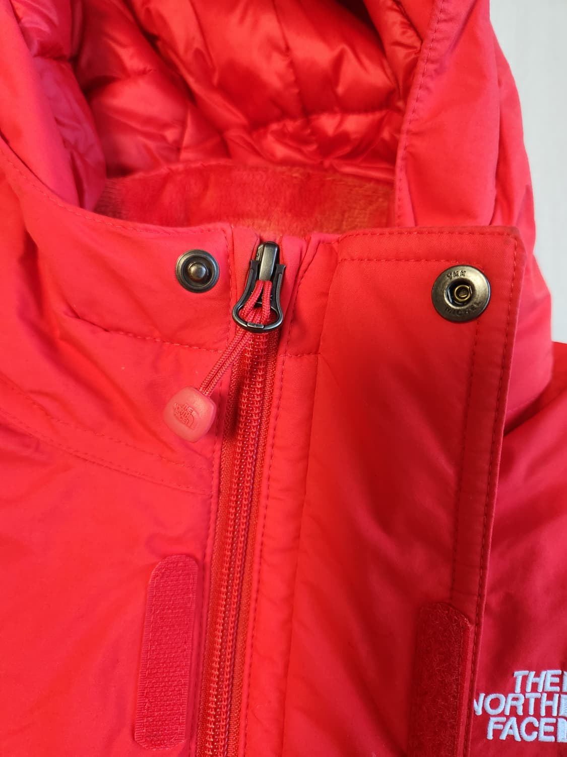 노스페이스 키즈 패딩 사이즈110

여러 중고사이트에도 같이 판매하고 있 상품이미지4