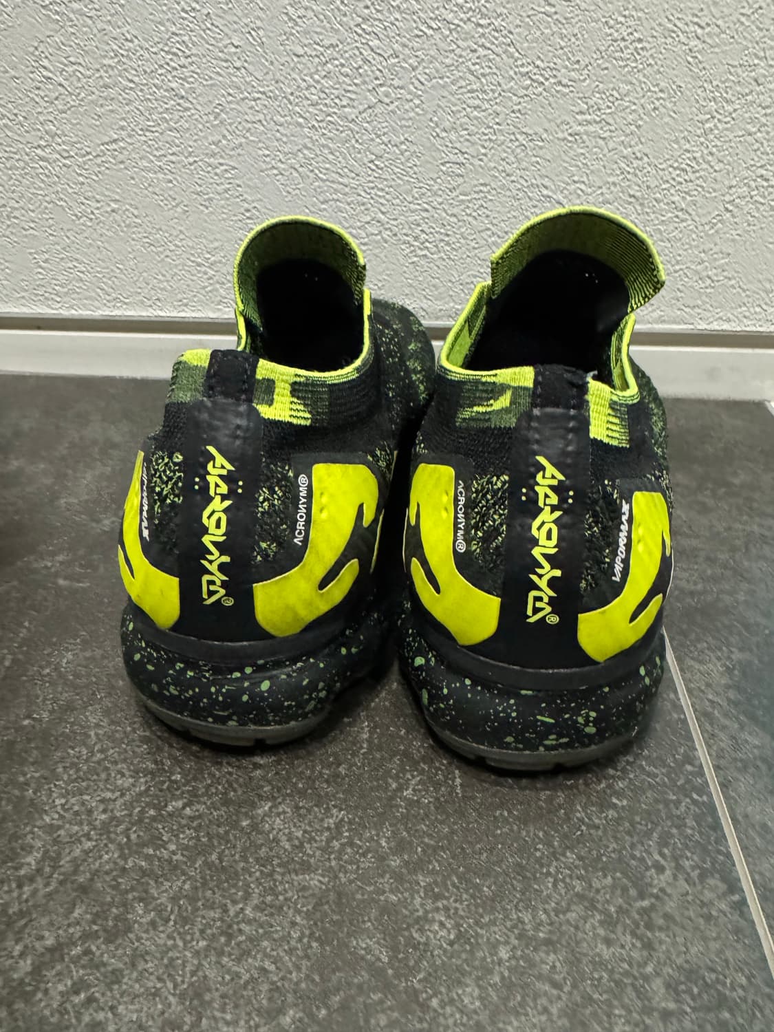 아크로님x나이키 사이즈 270 상품이미지3