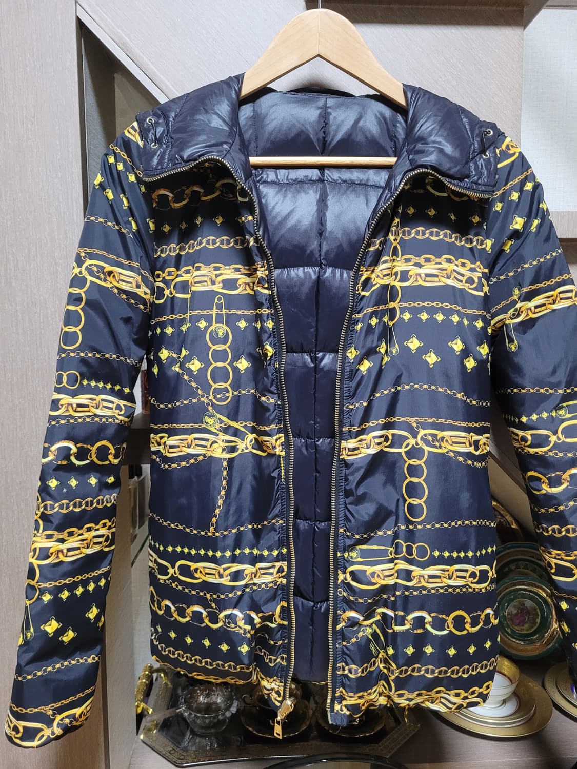 정품 베르사체 베르수스 패딩 상품이미지1