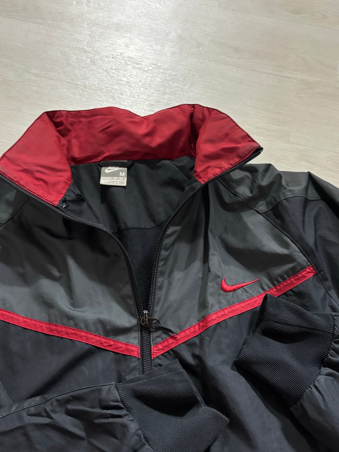 무배)나이키 올드스쿨 바람막이 M 상품이미지5