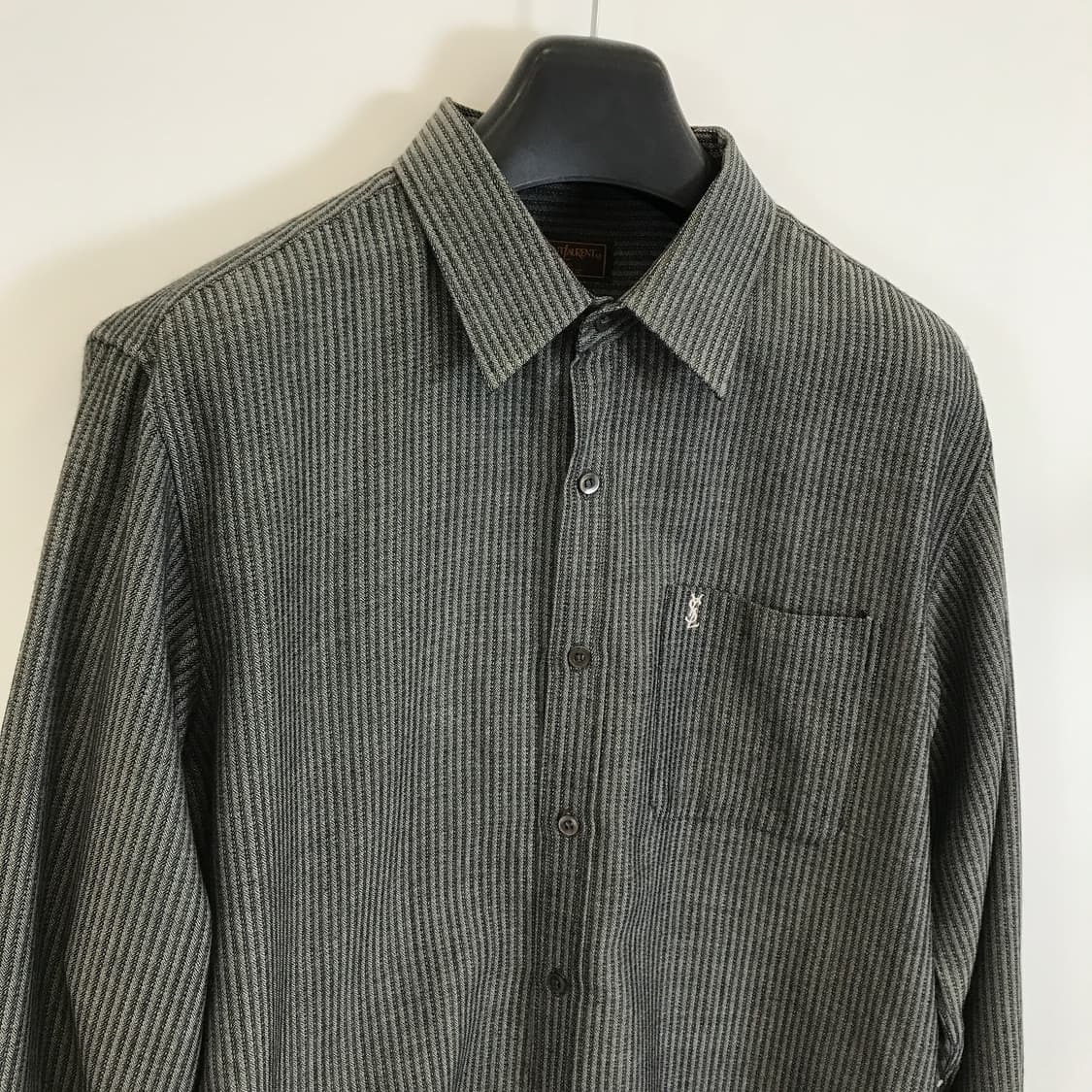 YSL 입생로랑 자수로고 울혼방셔츠 [XL] 상품이미지2