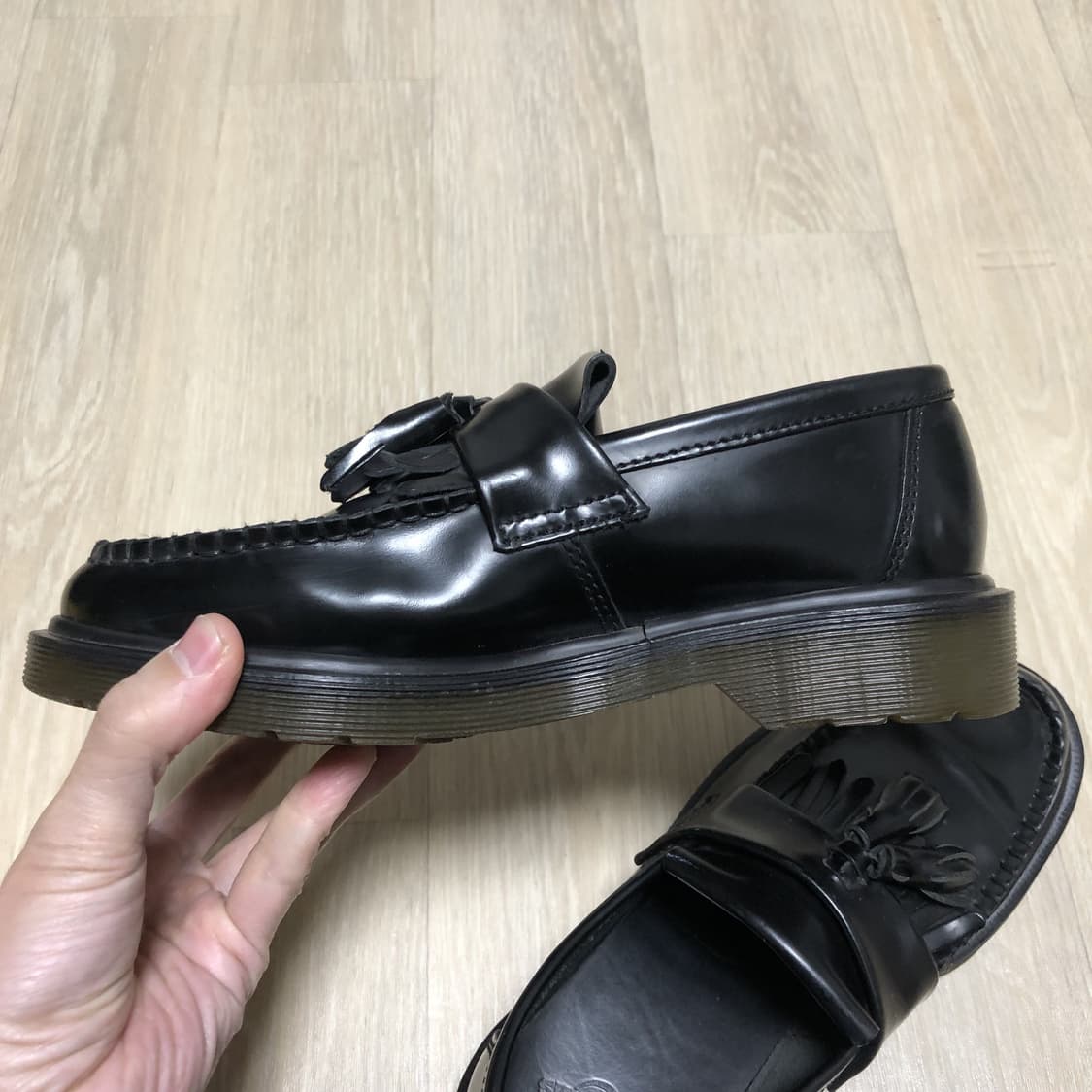 (230) 닥터마틴 Dr.martens 아드리안 태슬 로퍼 블랙 상품이미지6