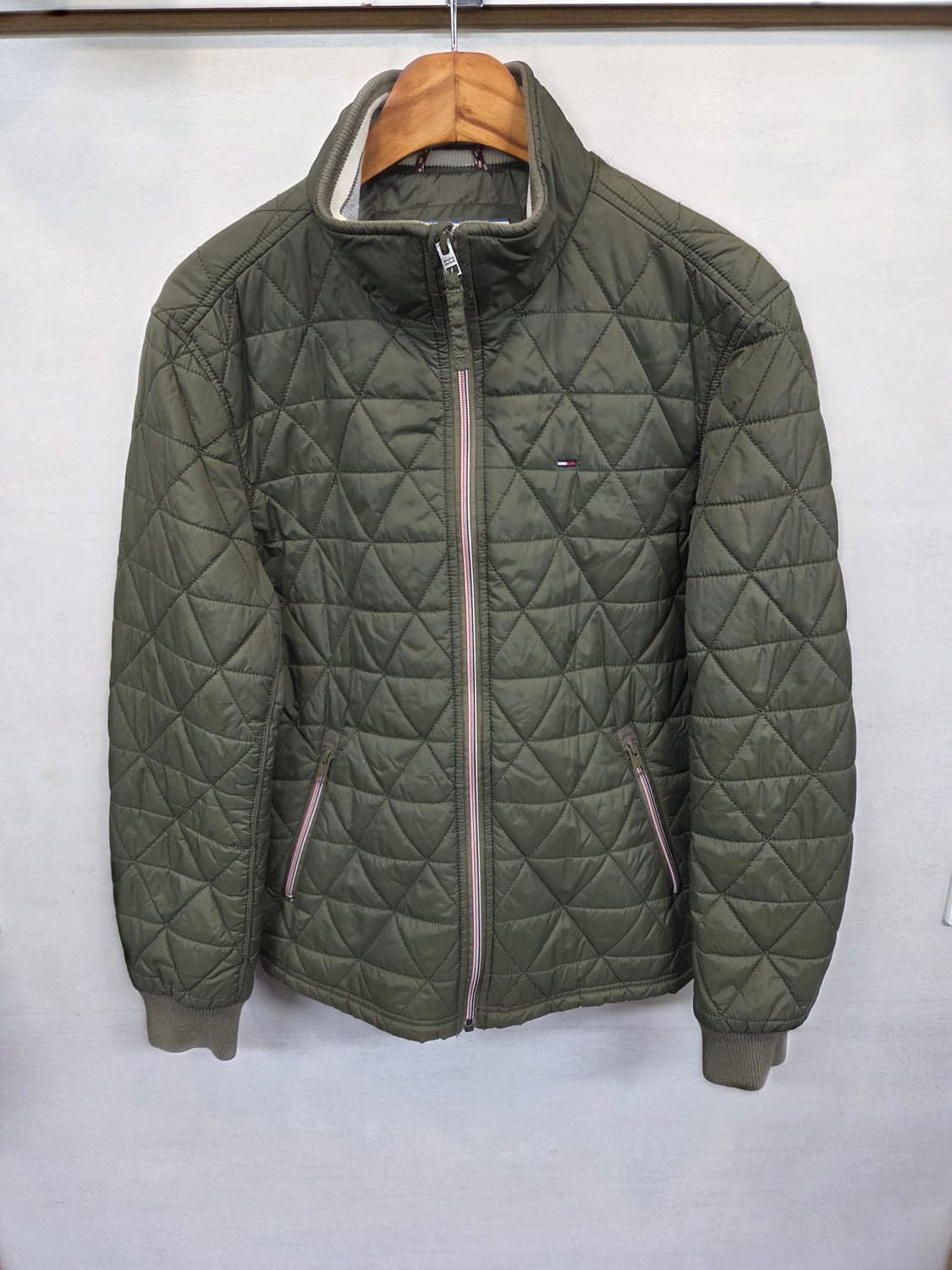 타미힐피거 퀄팅 경량패딩 집업자켓 m 상품이미지1