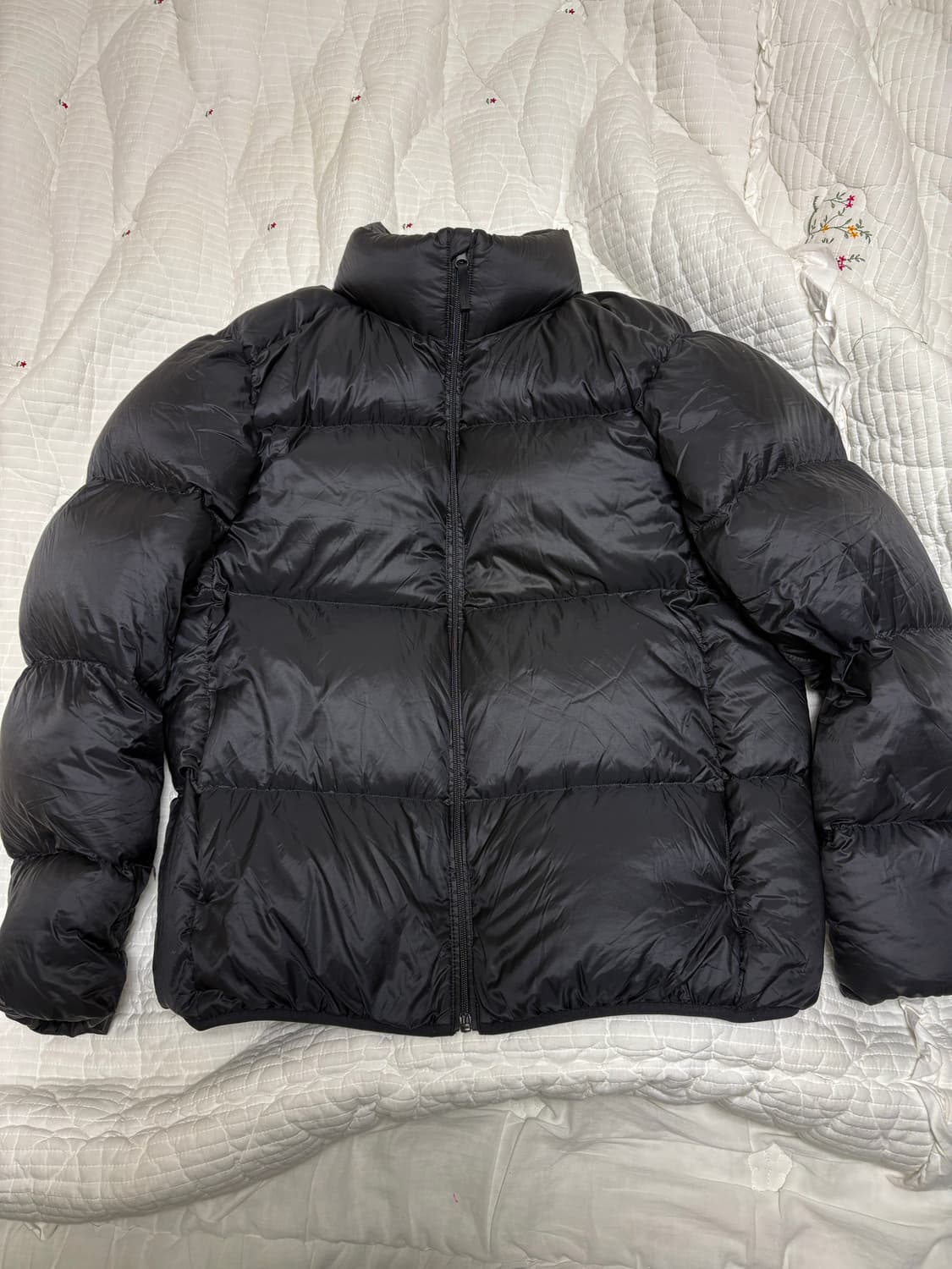 유니클로 울트라 라이트 다운 패딩 블랙 XL 상품이미지1