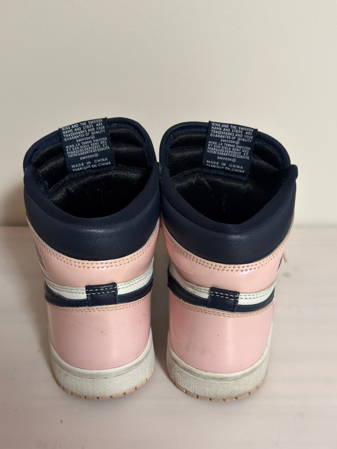 나이키 에어 조던 1 하이 OG 애트모스피어 235 상품이미지5