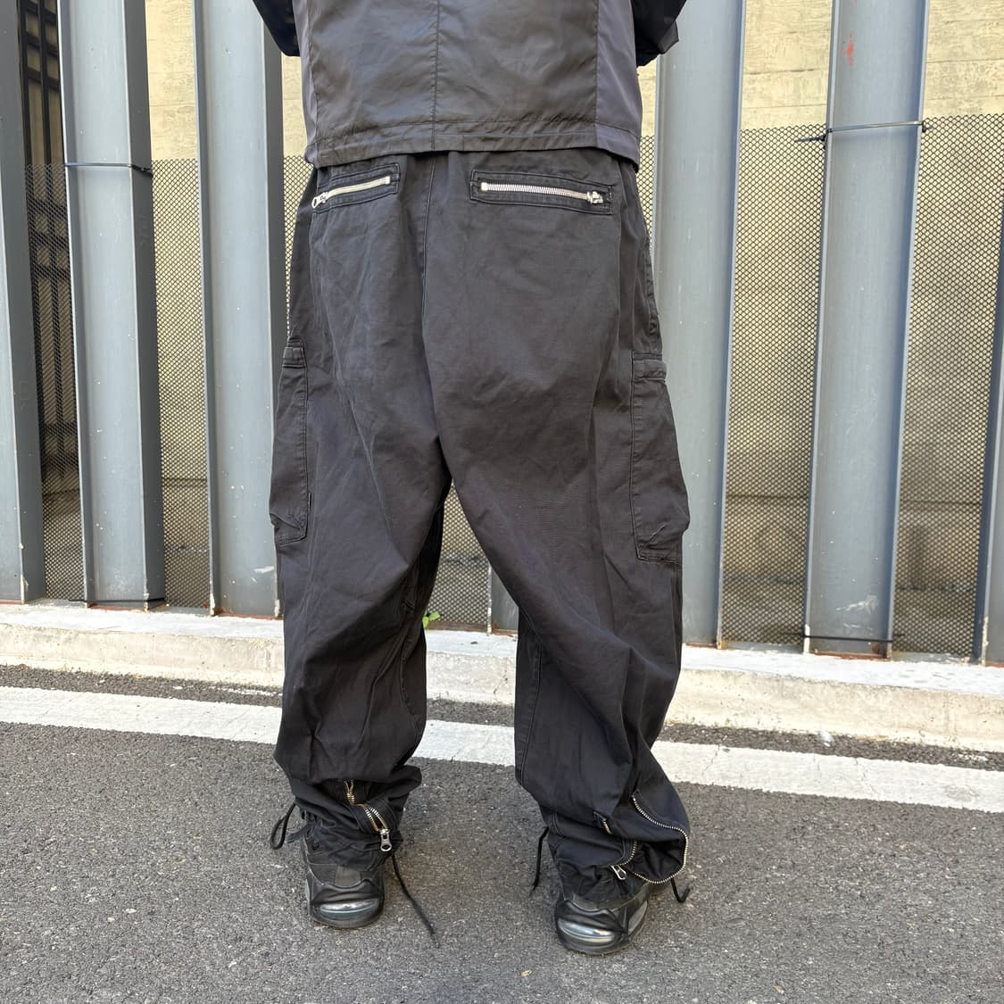 18fw 스톤아일랜드 쉐도우 프로젝트 블랙 카고 팬츠 상품이미지3
