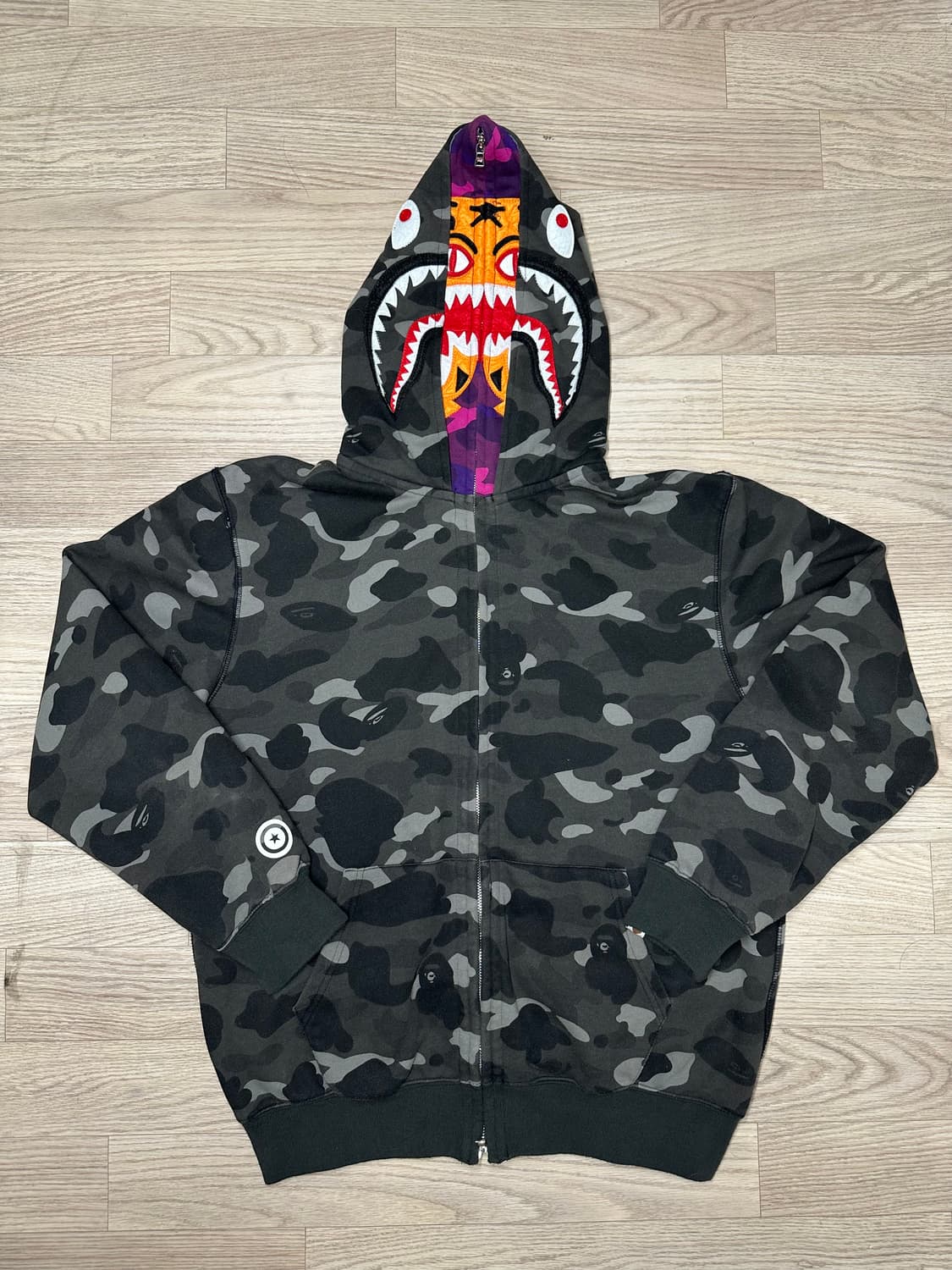 베이프 BAPE 카모 샤크 후드집업 XL 상품이미지1
