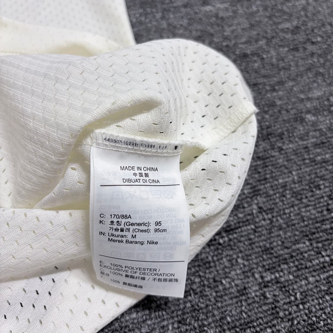 나이키 메쉬 빅로고 반팔티 상품이미지4