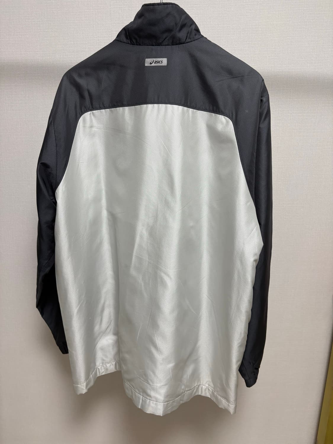 아식스 올드스쿨 바람막이 105 상품이미지2