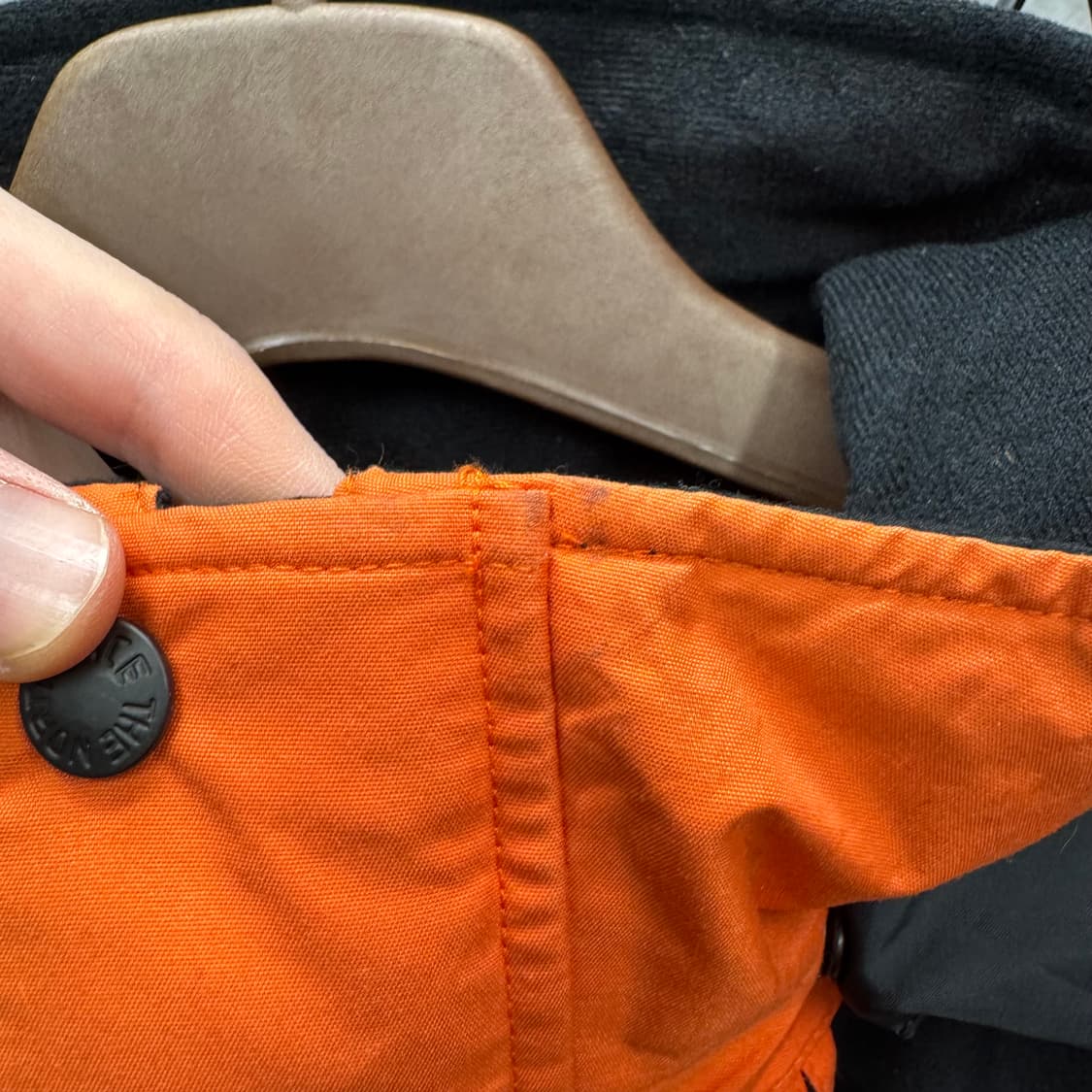 00s 노스페이스 고어텍스 후드 마운틴 파카 오렌지 블랙 상품이미지10