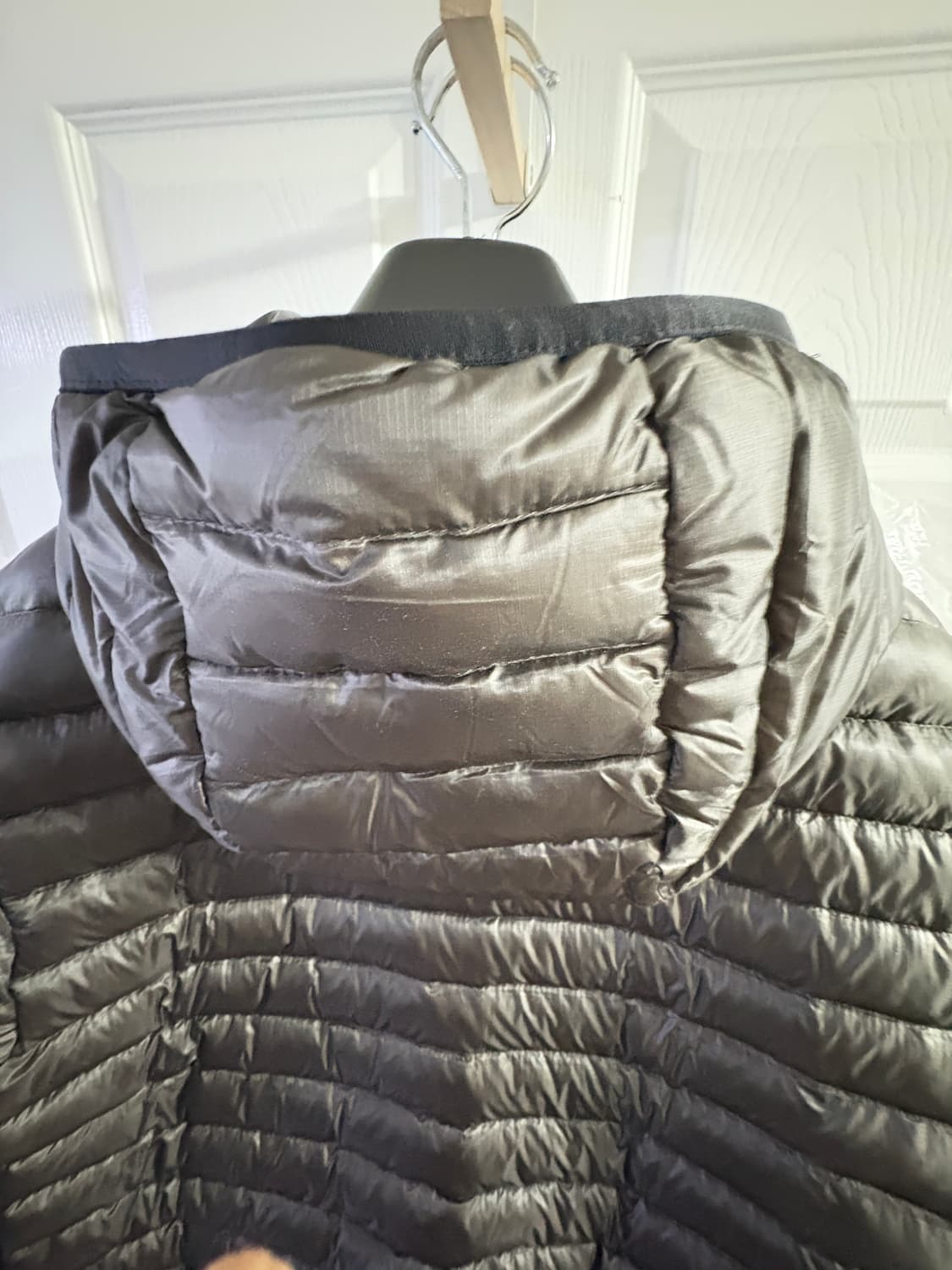 무신사 스탠다드 경량 패딩 M 상품이미지6