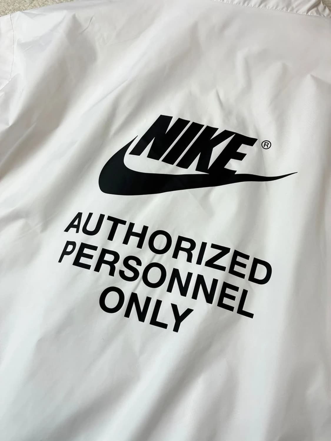 나이키 24FW 풀집 우븐 화이트 자켓 PN7442 상품이미지3