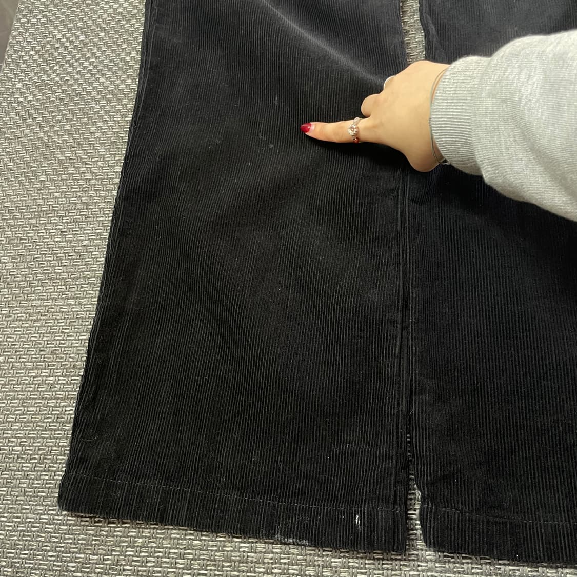 (32) Lee 블랙 골덴 팬츠 릴렉스드 핏 상품이미지5