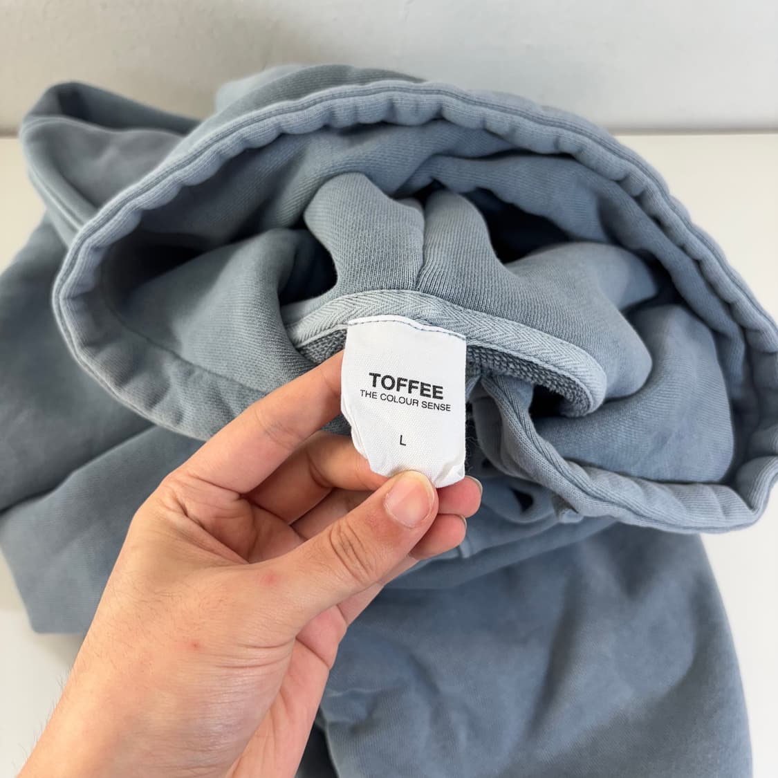 L-XL 토피 시멘트그레이 오버핏 스웻코튼 피그먼트후드티 상품이미지4