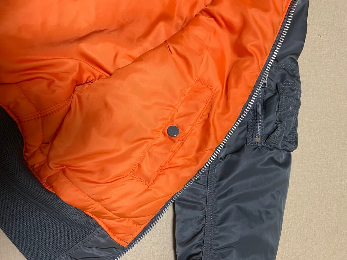 알파인더스트리 ma-1 건메탈 s사이즈 상품이미지4