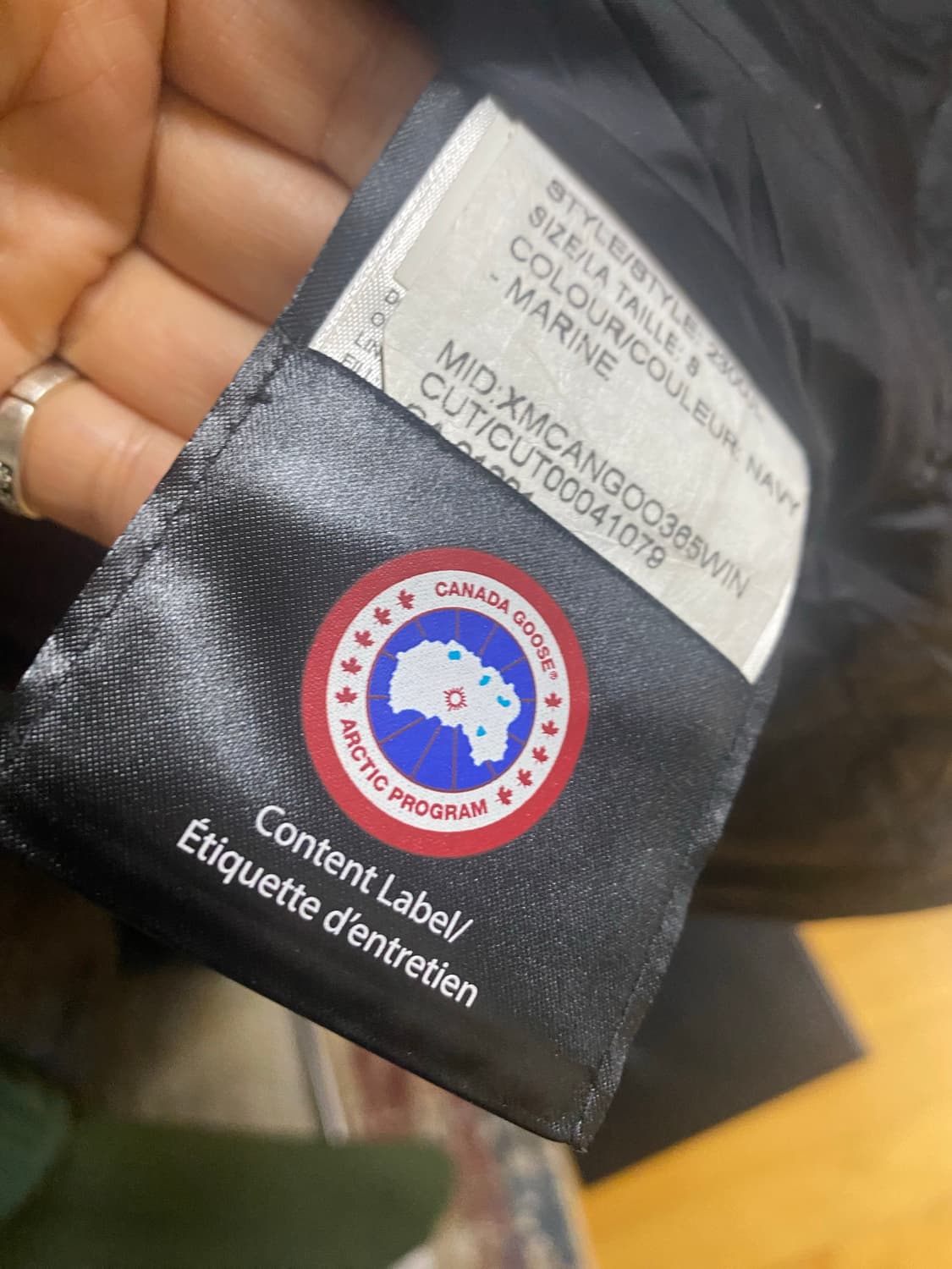 캐나다구스 여성 패딩 네이비 S 상품이미지9