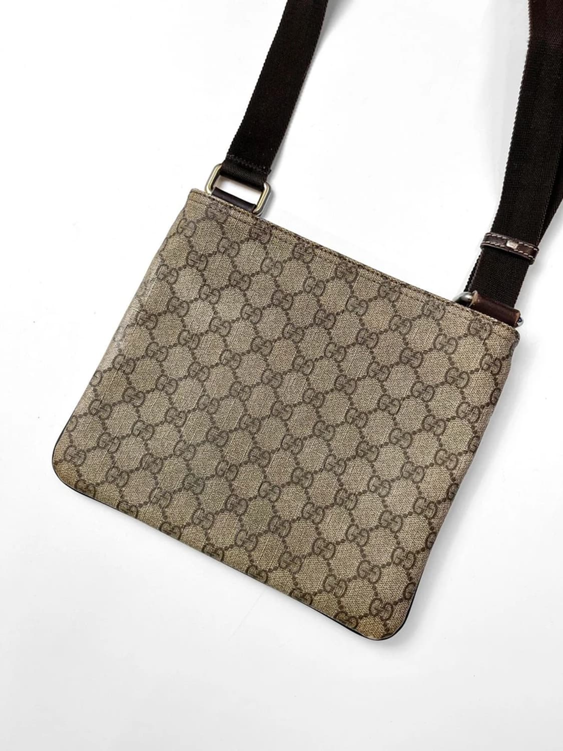 구찌 GG 수프림 모노그램 크로스백 A1585 상품이미지7