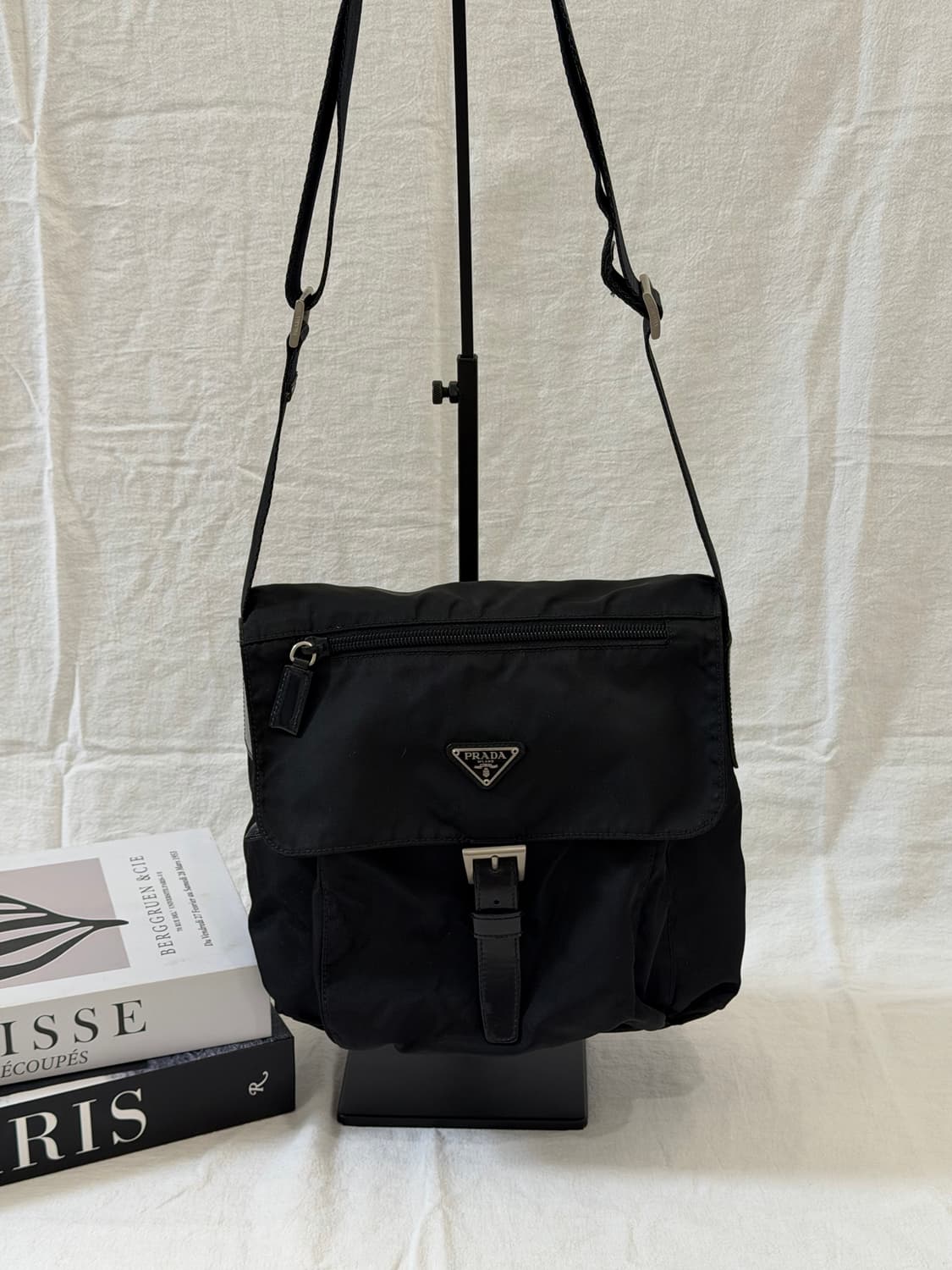 정품 프라다 포코노 나일론 메신저백 크로스백 주우재백 상품이미지3