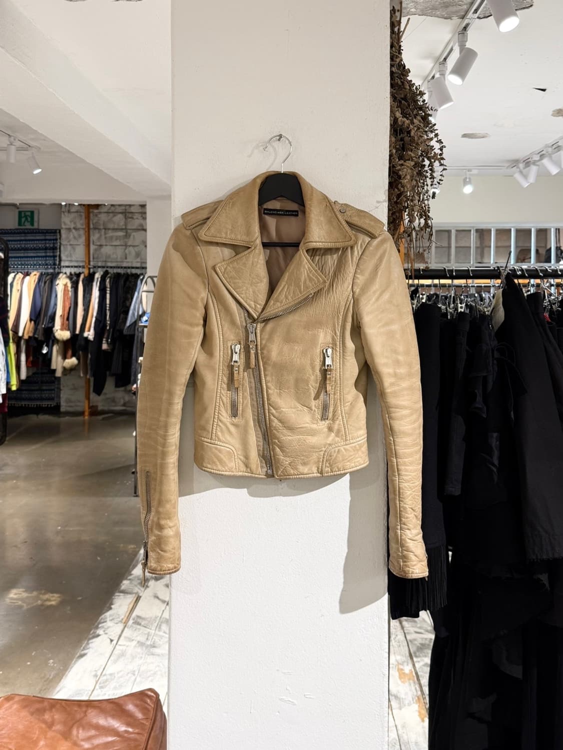 발렌시아가 09s 베이지 모터 램스킨 레더 자켓 상품이미지1