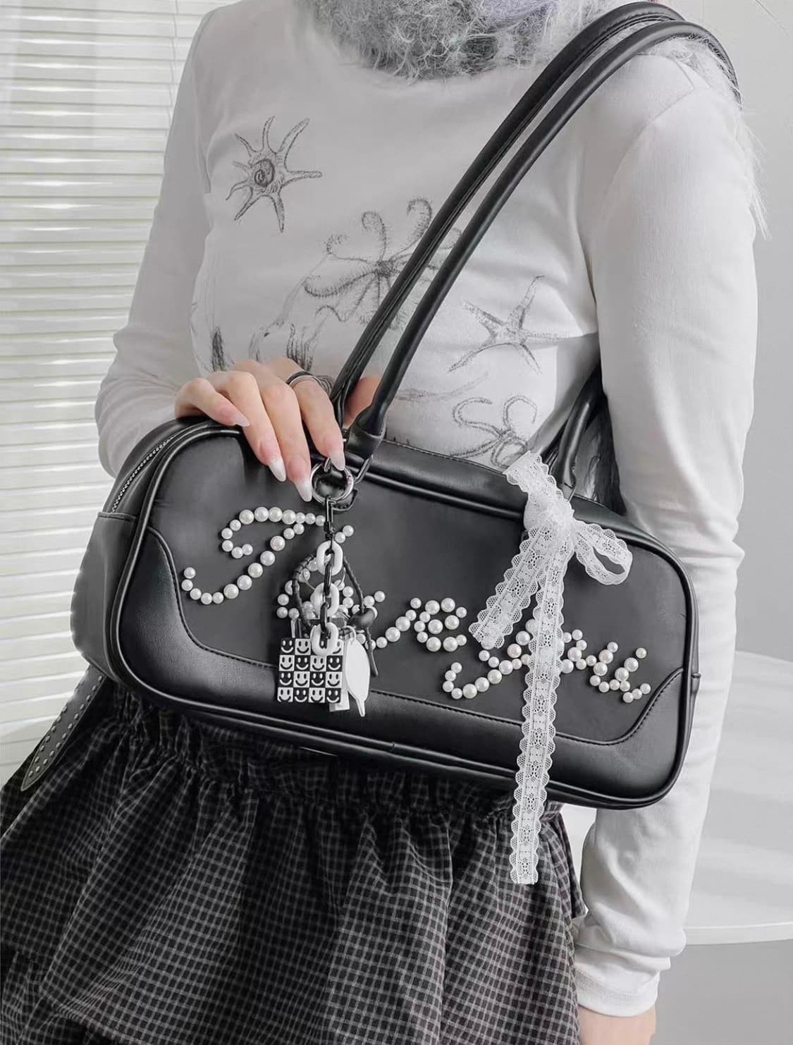 진주 I Love You 블랙 숄더백 상품이미지3