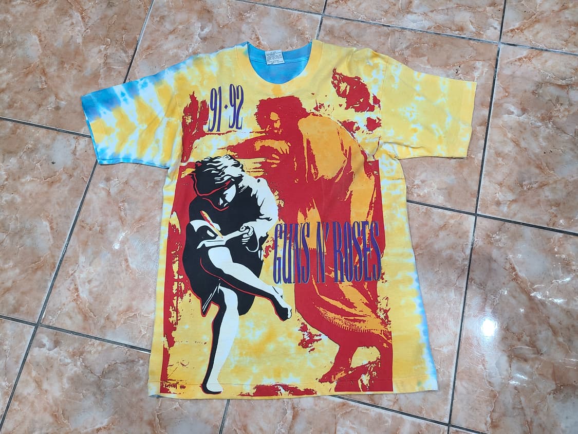 건즈앤로지스 1991  ILLUSION TOUR  빈티지티셔츠 상품이미지1