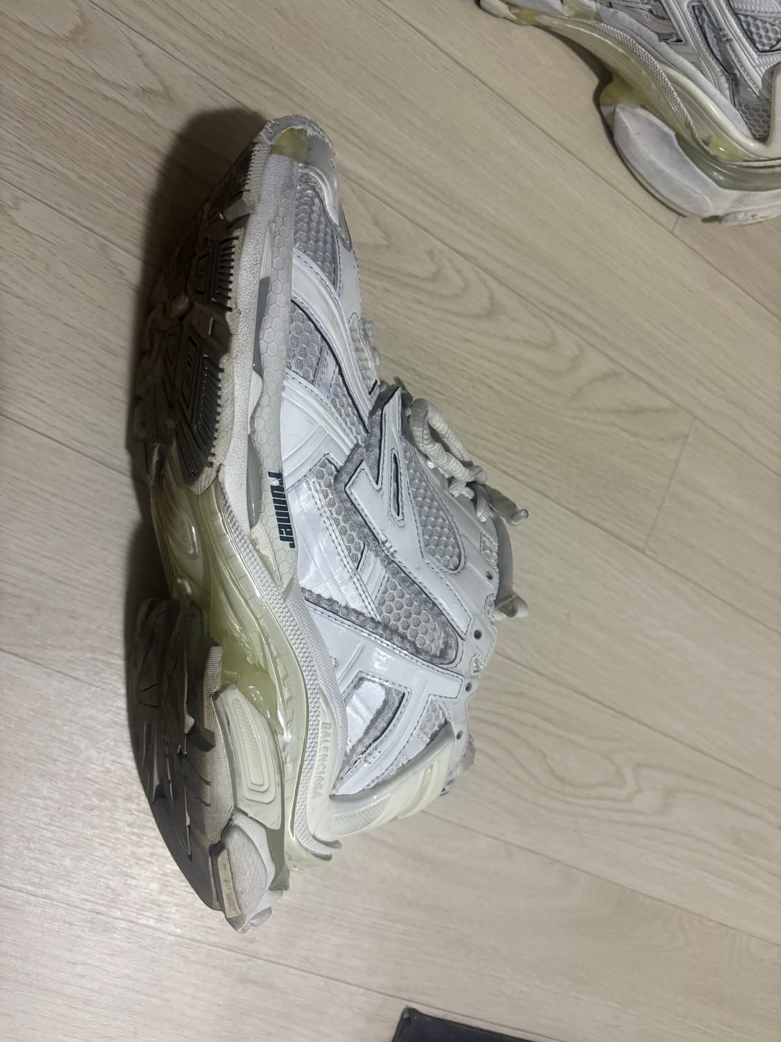 발렌시아가 러너 화이트 42 상품이미지2